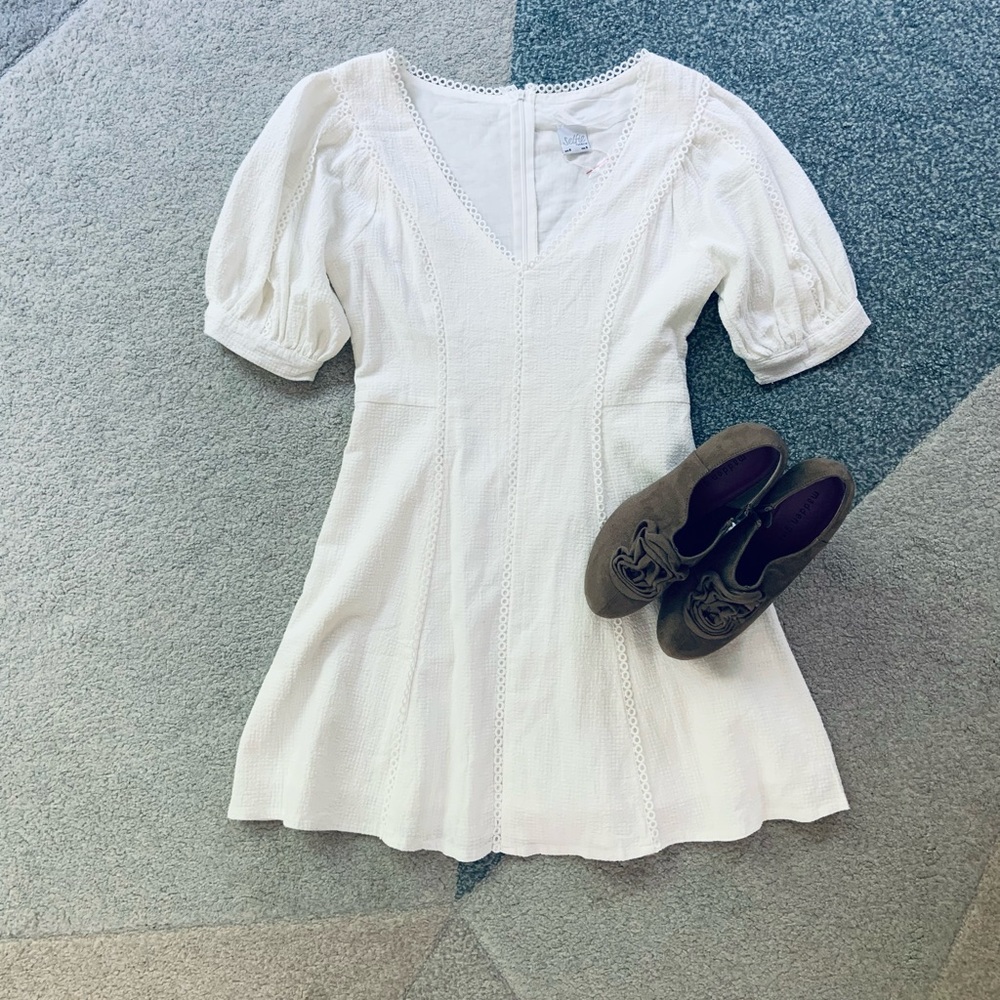 Selfie Leslie White Puff Sleeve Mini Dress